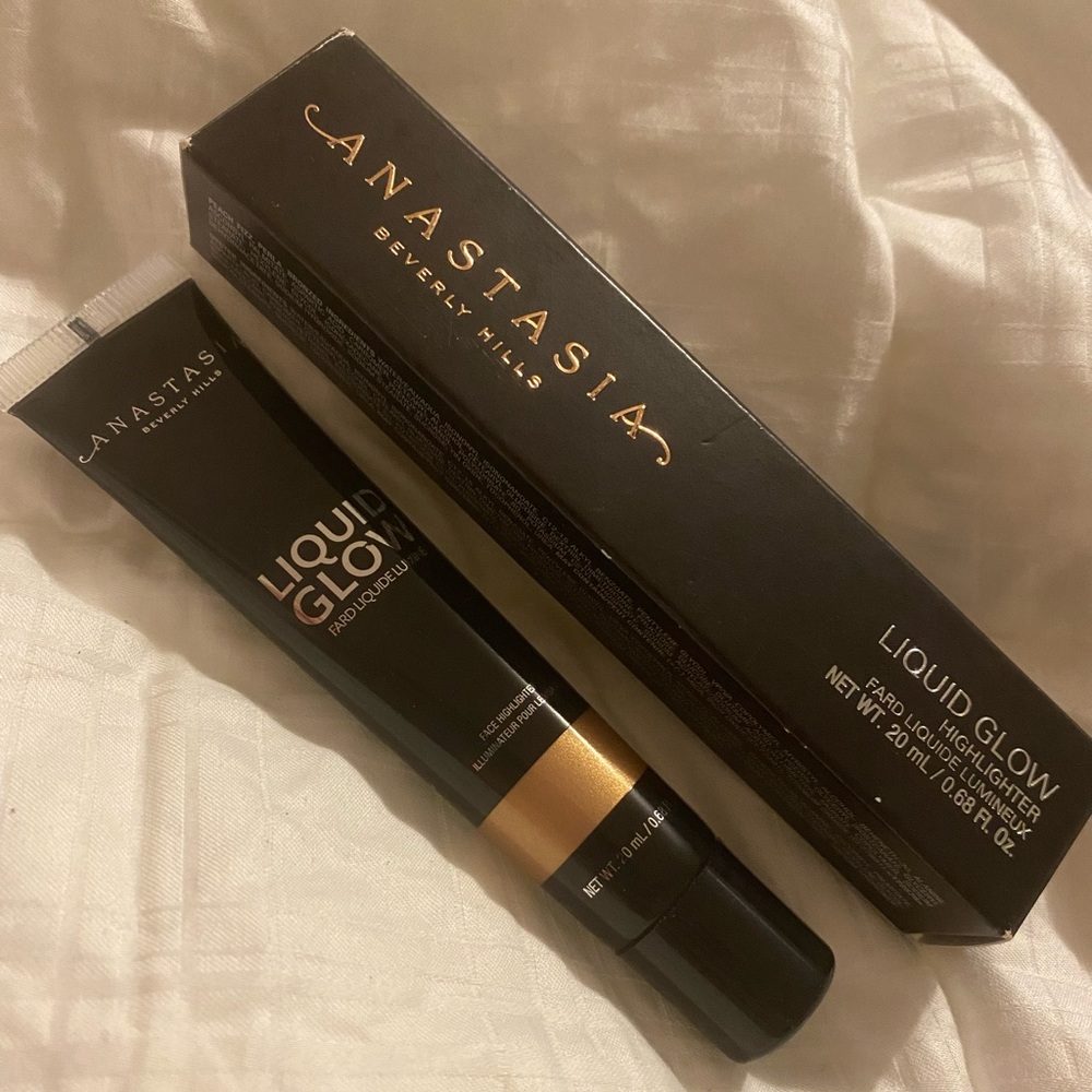 Anastasia Beverly Hills Liquid Glow Highlighter 💛